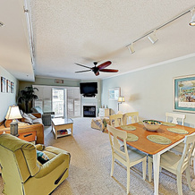 New Listing! Ocean-view W/ Pool - Near Beach 3 Bedroom Condo, Ocean City — photo 5
