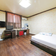Sangmu Motel Gwangju, Кванджу — фото 4