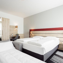 Hotel Smart Liv’In, Boheimkirchen — photo 2