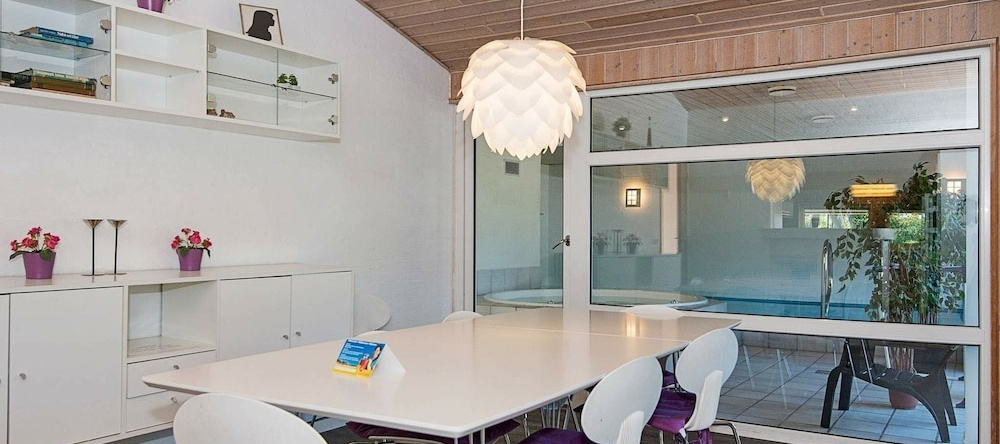 Lavish Holiday Home in Ringkøbing With Sauna, 灵克宾 — 照片 1