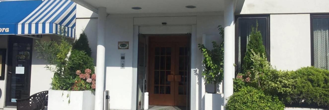 Hotel Flora Beautyfarm, Rovereto — photo 1