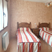 House With 5 Bedrooms in Navaluenga, With Furnished Terrace, 纳瓦伦加 — 照片 5