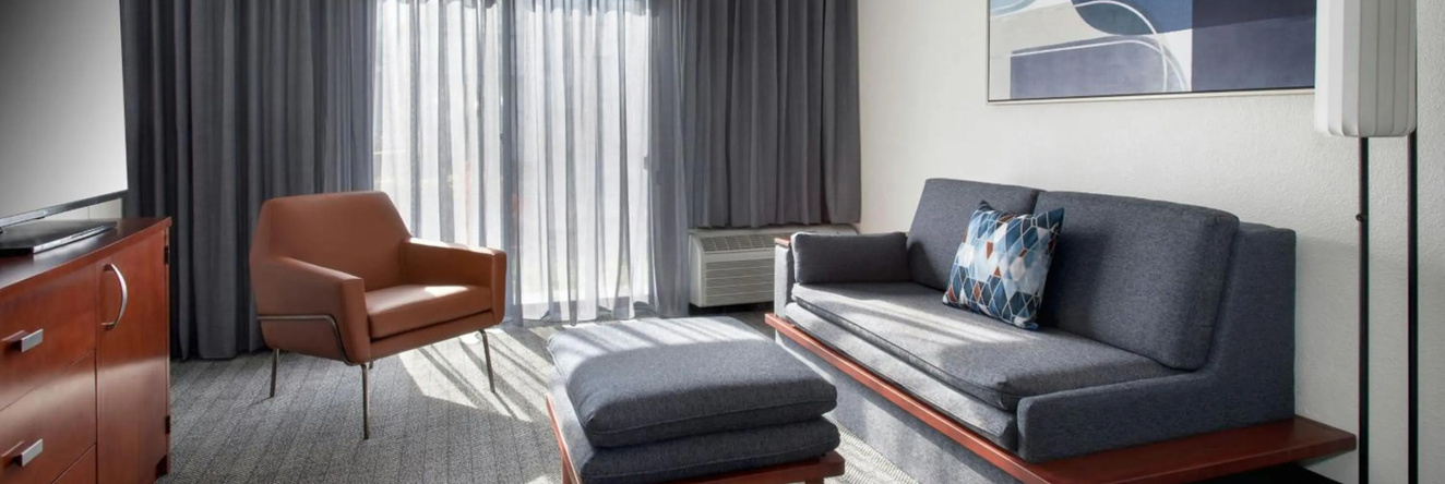 Courtyard By Marriott Silver Spring North/White Oak, Калвертон — фото 1