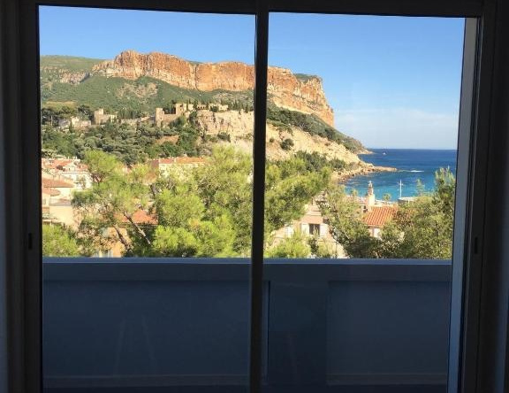 Cassis Le 180°, 卡西斯 — 照片 1