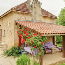Serene Holiday Home In Besse With Swimming Pool, Бейнак-Э-Казенак — фото 2