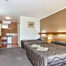 Holbrook Town Centre Motor Inn, Holbrook — photo 2