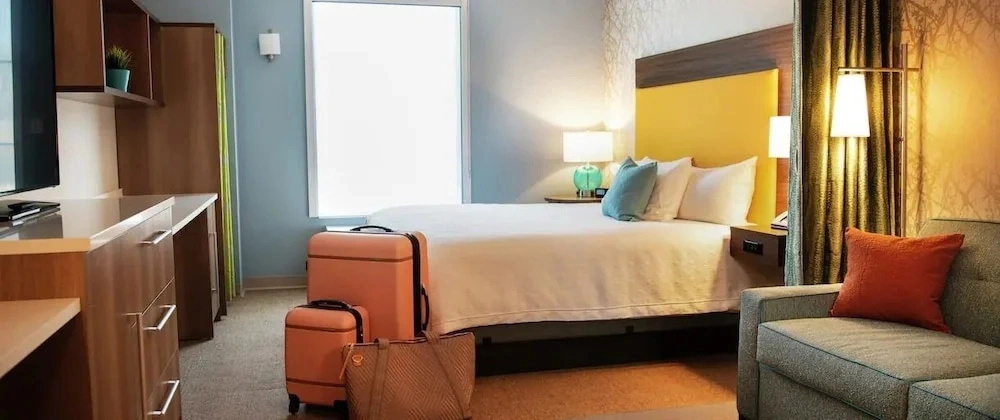 Home2 Suites by Hilton Cedar Rapids Westdale, Cedar Rapids — photo 1