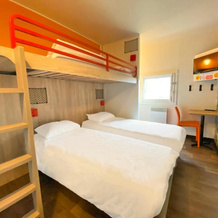 hotelF1 Laval, Change — photo 2