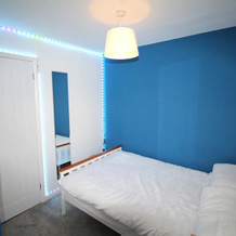3 Bed House - Sleeps 6 - Parking - Pets - Garden, 罗兰兹吉尔 — 照片 3