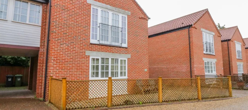 26 Burtons Mill, Stalham — photo 1