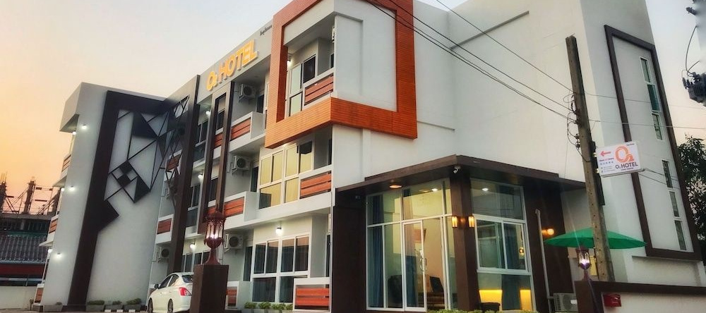 O2 Hotel Sakonnakhon, 沙功那空 — 照片 1
