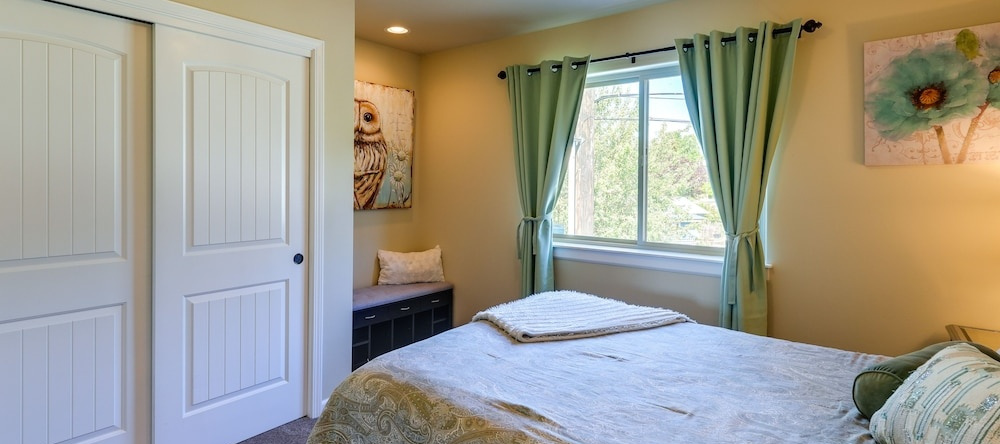 Waterfront Birch Bay Rental - Walk to Beach!, 布兰 — 照片 1