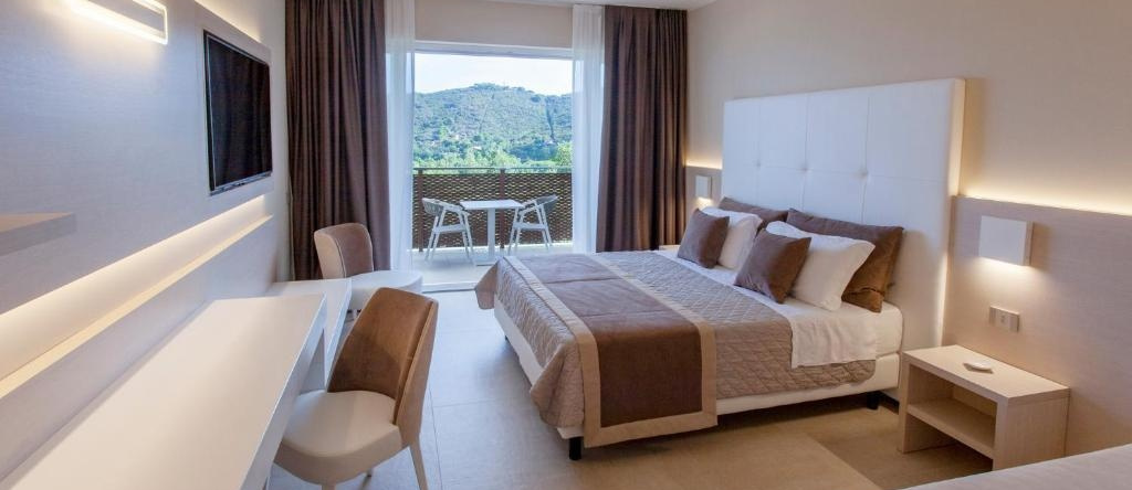 Hotel La Perla del Golfo, 马尔恰纳 — 照片 1
