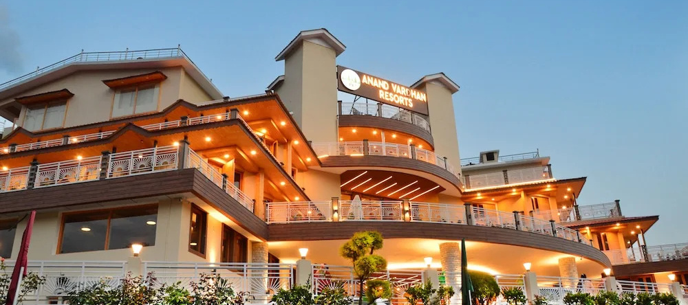 Anand Vardhan Resorts, 纳加尔 — 照片 1