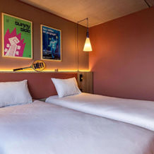 greet Hotel Reims Tinqueux, 坦克 — 照片 2
