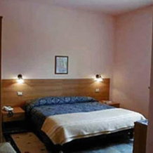 Hotel Ristorante La Marchigiana, 萨尔纳诺 — 照片 2