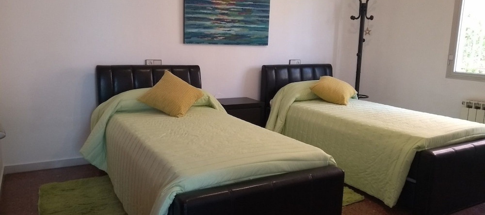 Bright And Comfortable House 20 Min To Barcelona, 埃尔马斯诺 — 照片 1