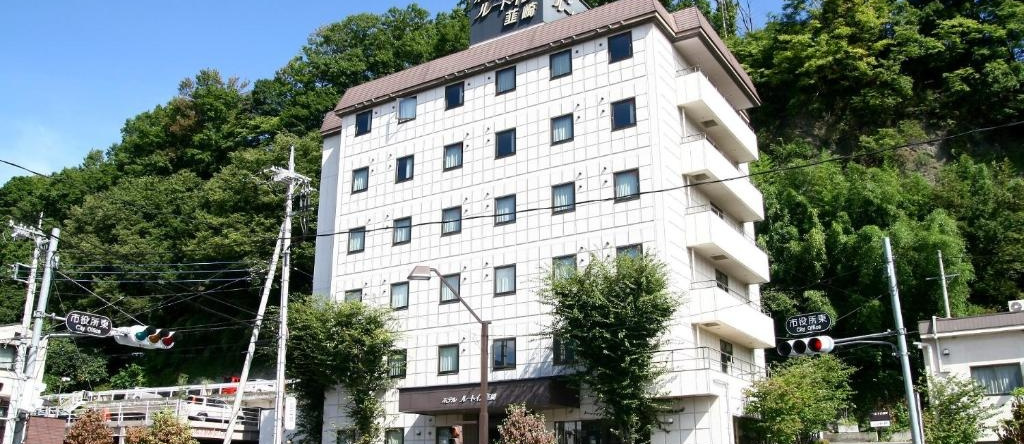 Hotel Route-Inn Court Nirasaki, Нирасаки — фото 1