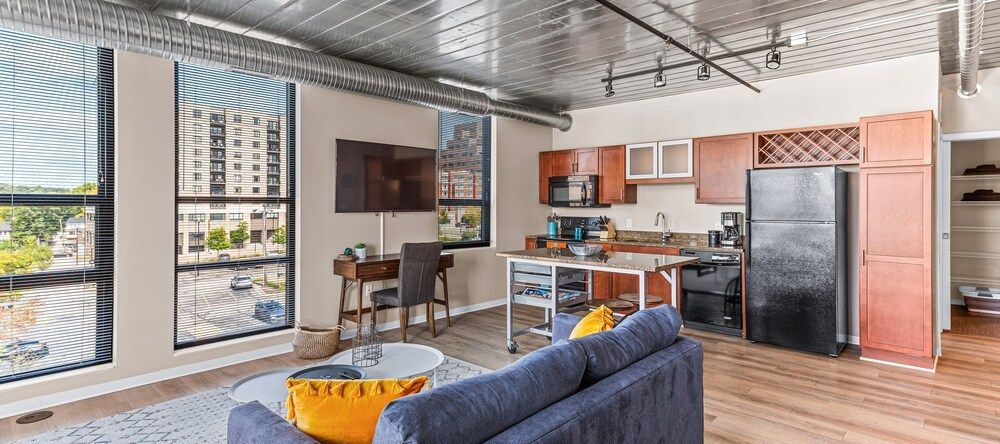 Ann Arbor City Club Apartments, 安娜堡 — 照片 1