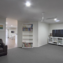 Adelong 9 Beach House, Buddina — photo 4