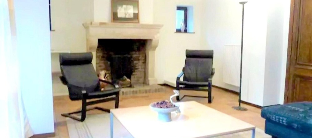House With 5 Bedrooms in Comblain-au-pont, With Enclosed Garden and Wi, 孔布兰欧蓬 — 照片 1