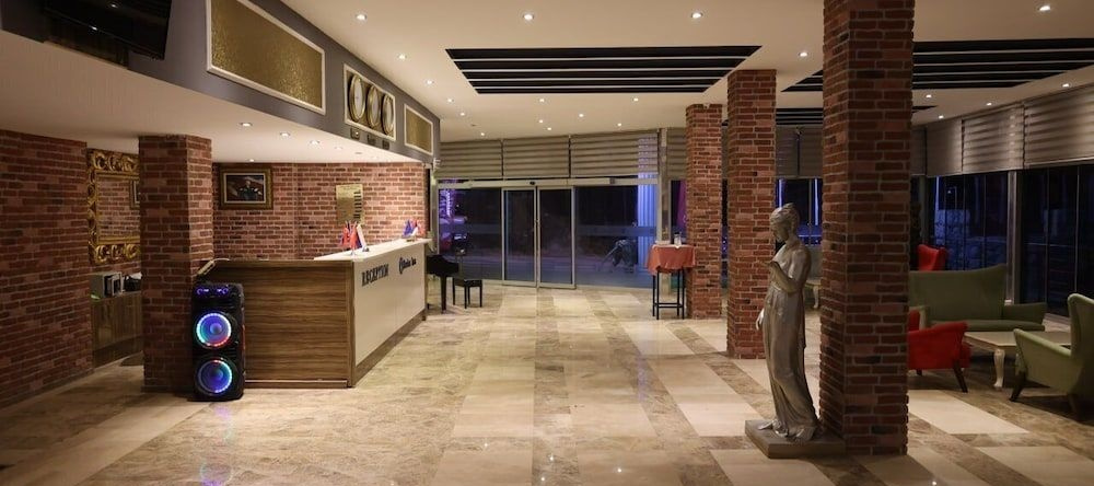 Swiss Inn Resort Hotel & Spa Ayas, 埃尔代姆利 — 照片 1