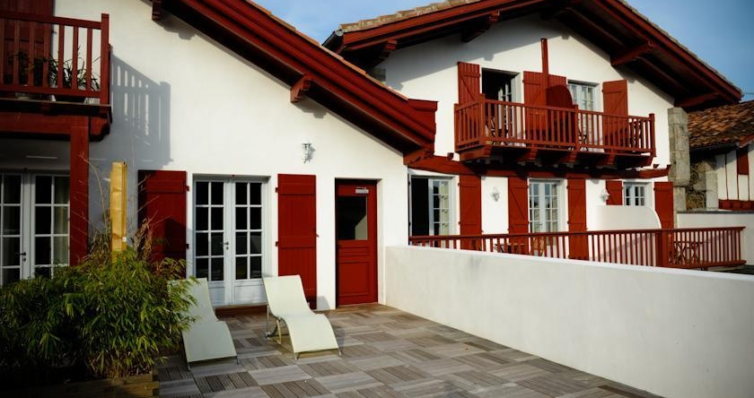 Maison Xaharenia, 埃诺阿 — 照片 1