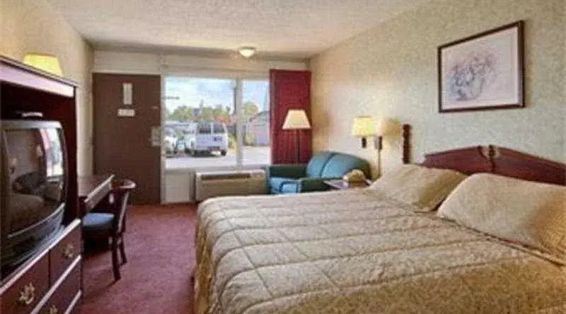 Holiday Inn Airport North, Бриджтон — фото 1