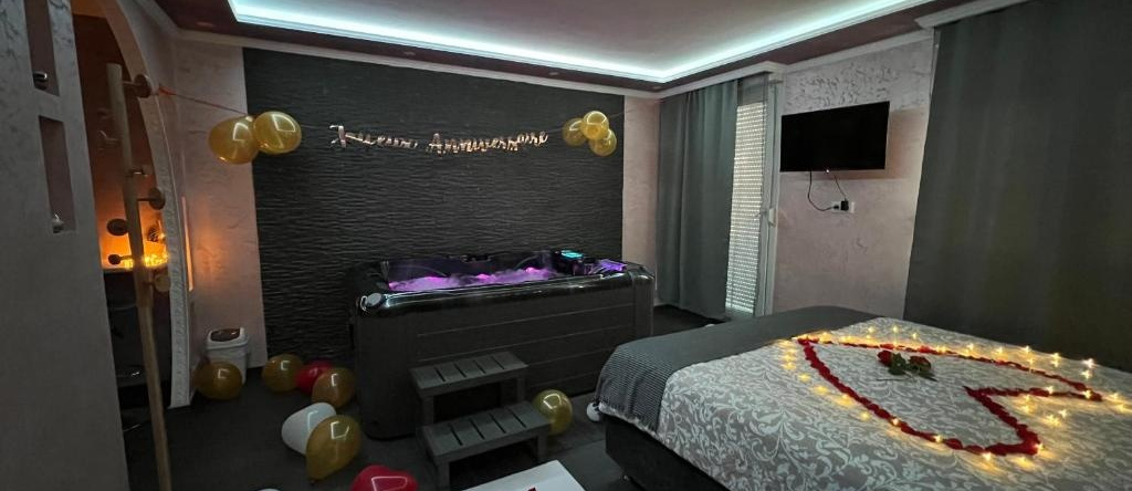 Jacuzzi House Strasbourg Entzeim Aeroport, 兰戈尔斯海姆 — 照片 1