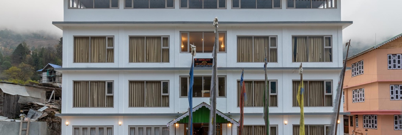Magellan's The Golden Bridge Hotel, 拉冲 — 照片 1