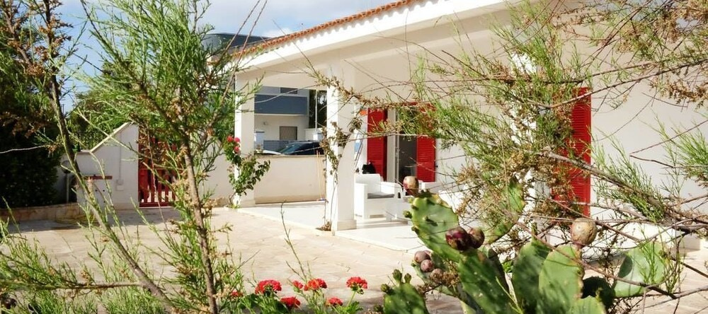 Sud Est Guest House, Кармьяно — фото 1
