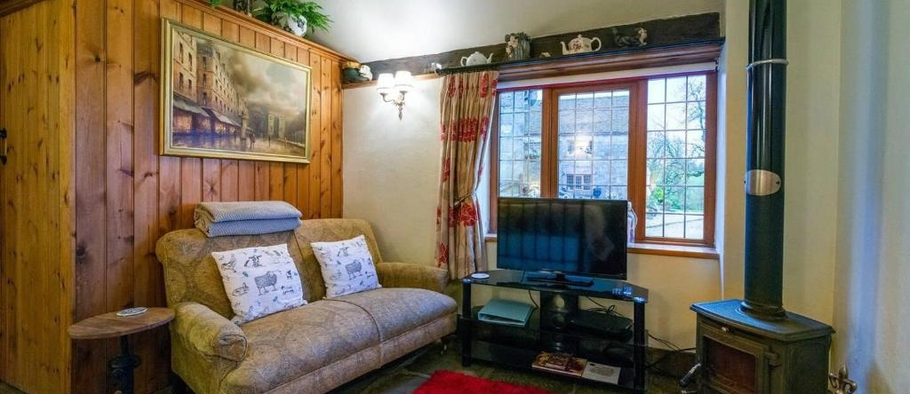 Charming 1-Bed Cottage In Staffordshire, Эндон — фото 1