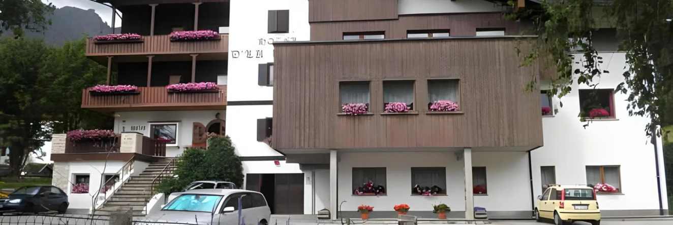 Hotel D'La Varda, 上科梅利科 — 照片 1
