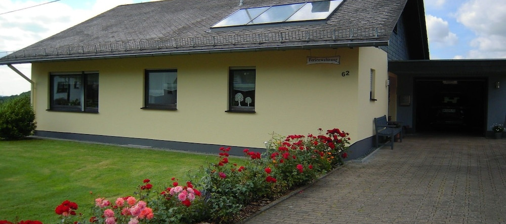 Peaceful Apartment in Morbach-morscheid With Garden, Morbach — photo 1
