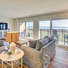 Beachfront Condo w/ Pool Access in Ponce Inlet, Ponce Inlet — photo 4