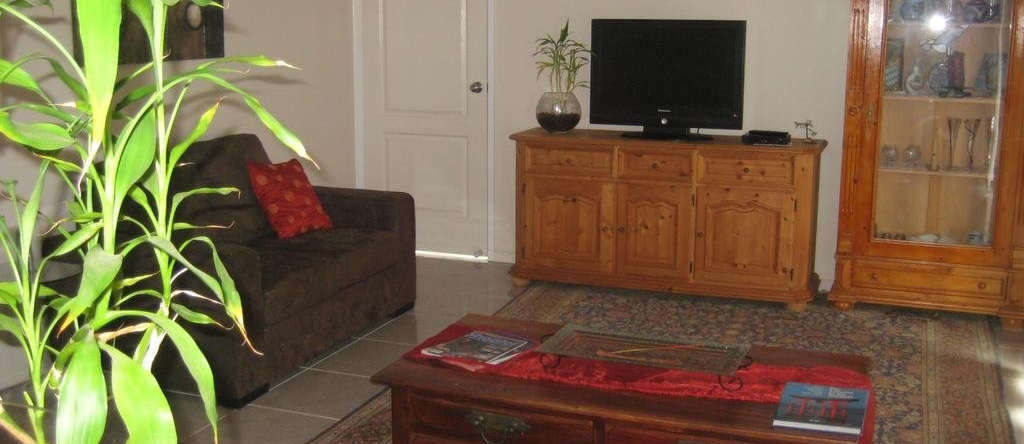 Riverdell Park Accommodation Bed & Breakfast, Чинчилла — фото 1