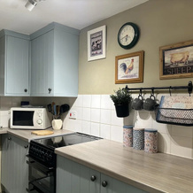 Llanidloes - Sleeps 7 - Parking - Pet Friendly, 拉尼德洛斯 — 照片 3