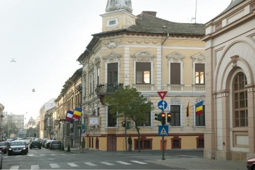 Picasso Boutique Hotel, 阿拉德 — 照片 1