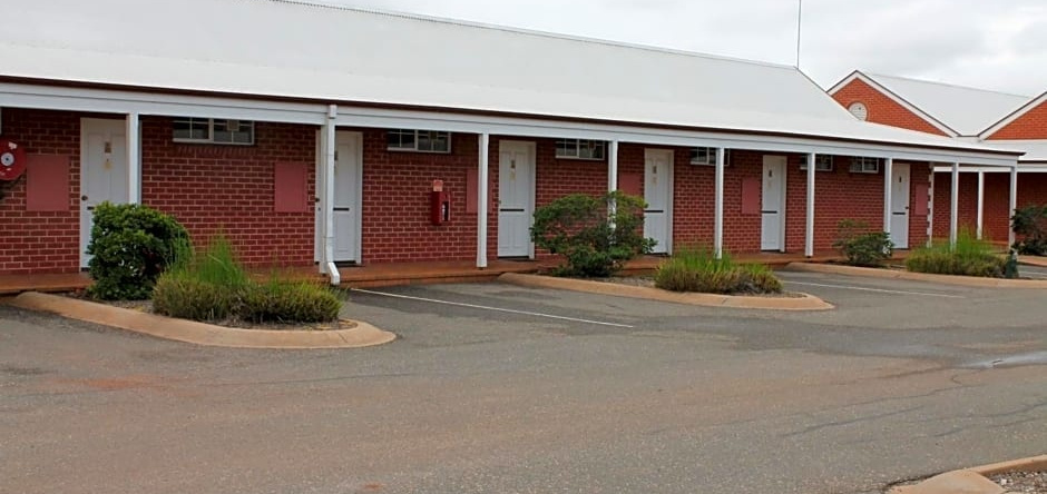 The Kidman Wayside Inn, Griffith — photo 1