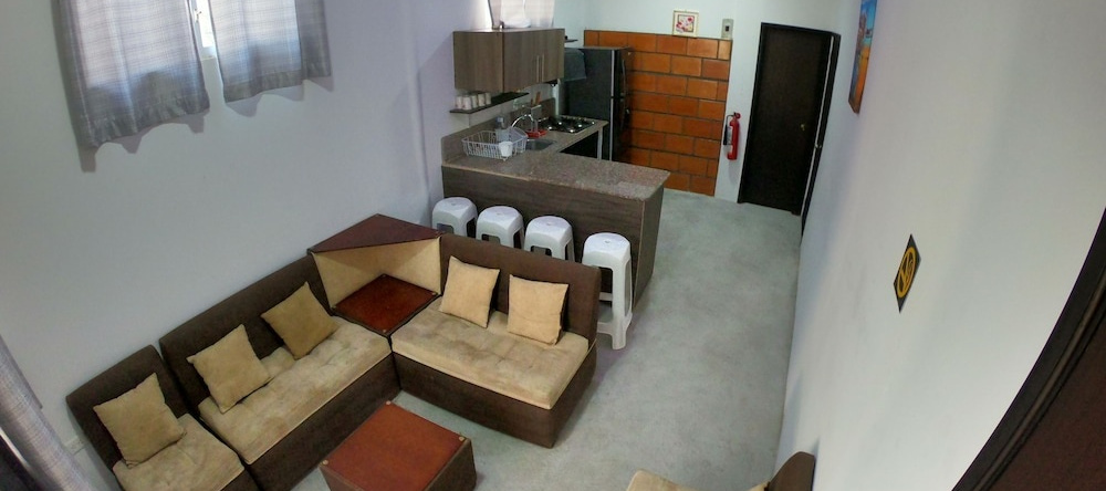 Soga Hostal, Манта — фото 1
