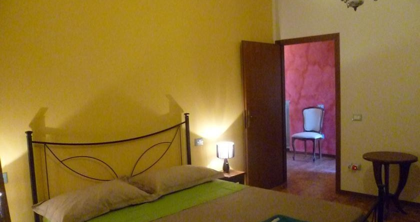 B&B La Pace Tra Gli Olivi, 蒙巴罗乔 — 照片 1