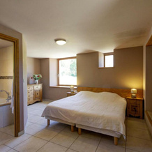 Gîte Croizet-sur-Gand, 7 pièces, 12 personnes - FR-1-496-25, Croizet-sur-Gand — photo 4