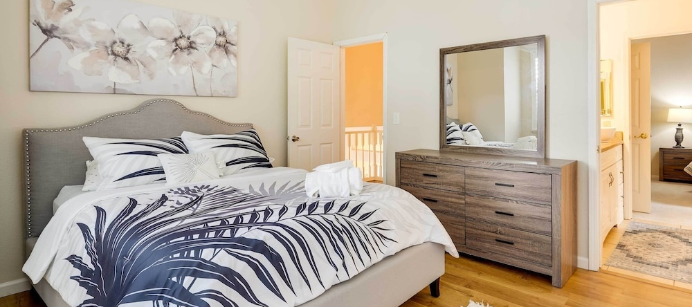 Bright Tracy Vacation Rental W/ Patio!, Трэйси — фото 1