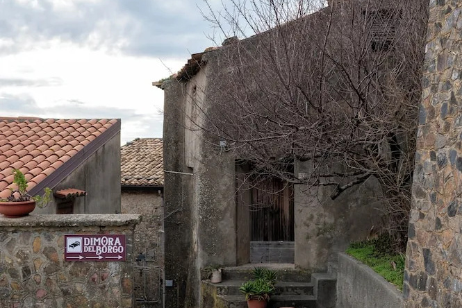 Dimora Del Borgo Affittacamere, Санджинето — фото 1