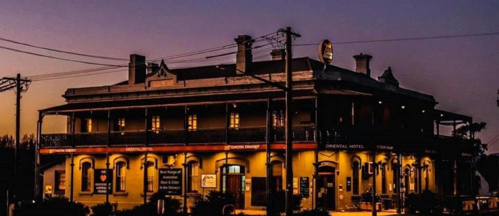 Oriental Hotel, Tumut — photo 1
