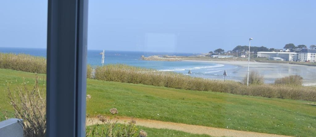 Studio piscine et vue mer, 特雷武-特雷吉涅克 — 照片 1