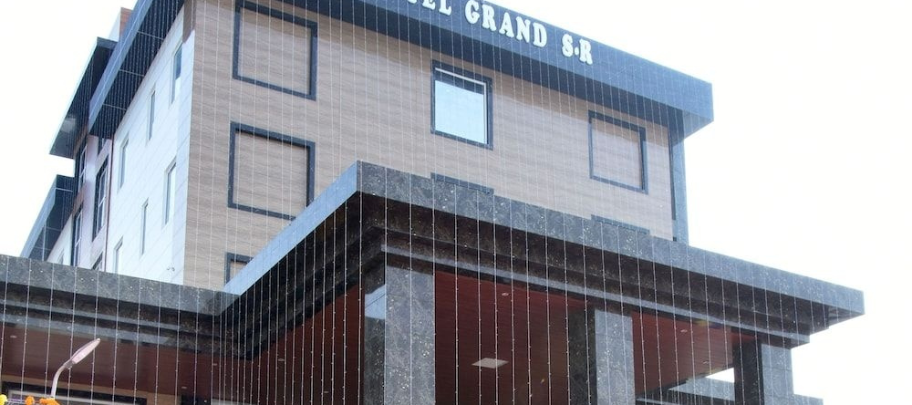 Hotel Grand SR, Azamgarh — photo 1