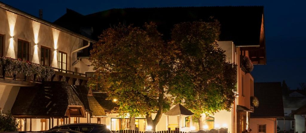 Hotel-Gasthof Beim Böckhiasl, Нойкирхен-ан-дер-Вёкла — фото 1