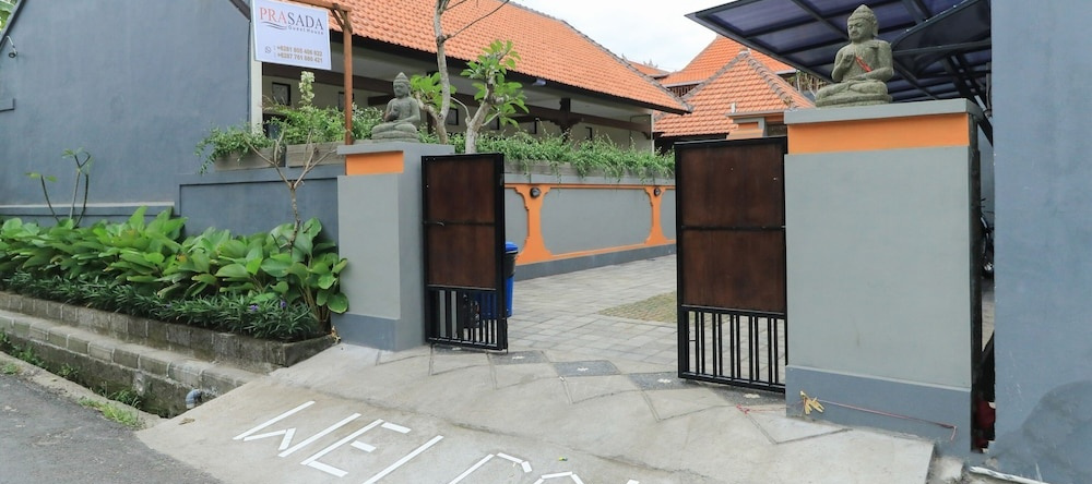 Prasada Guesthouse Canggu Bali, Чангу — фото 1