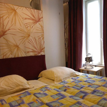 House With 2 Bedrooms in Alba-la-romaine, With Furnished Terrace and W, 阿尔巴拉罗曼 — 照片 4